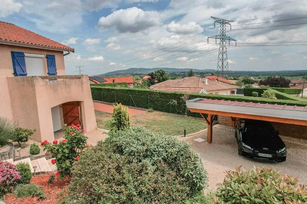 Magnifique Maison A Lentilly - Piscine location